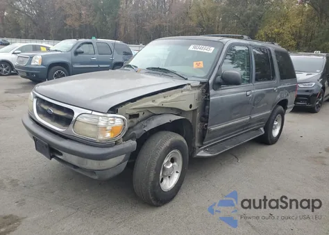 1998 Ford Explorer from USA, damaged, VIN 1FMZU35P9WUB58658